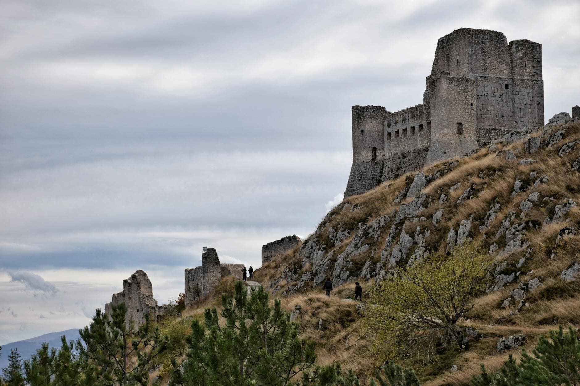 Puglia, Abruzzo, or Molise? Three southern-Italian regions, compared for British retirees